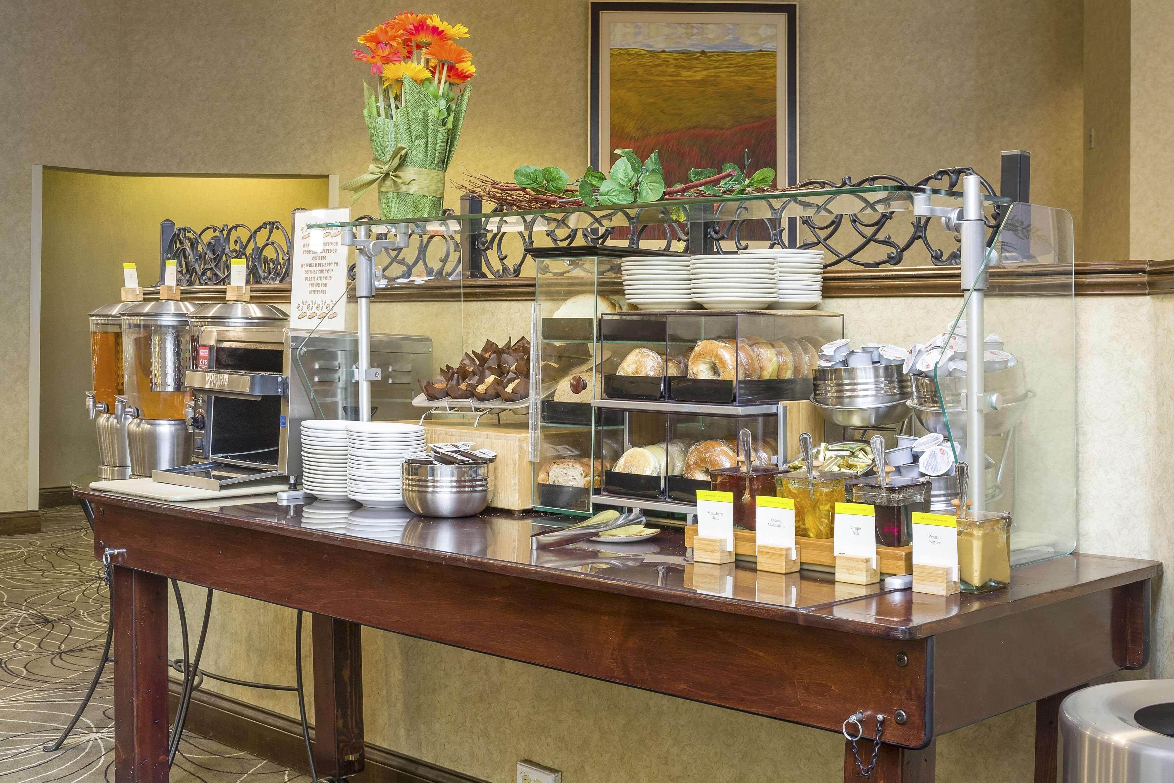 Envision Hotel & Conference Center Mansfield-Foxboro Extérieur photo