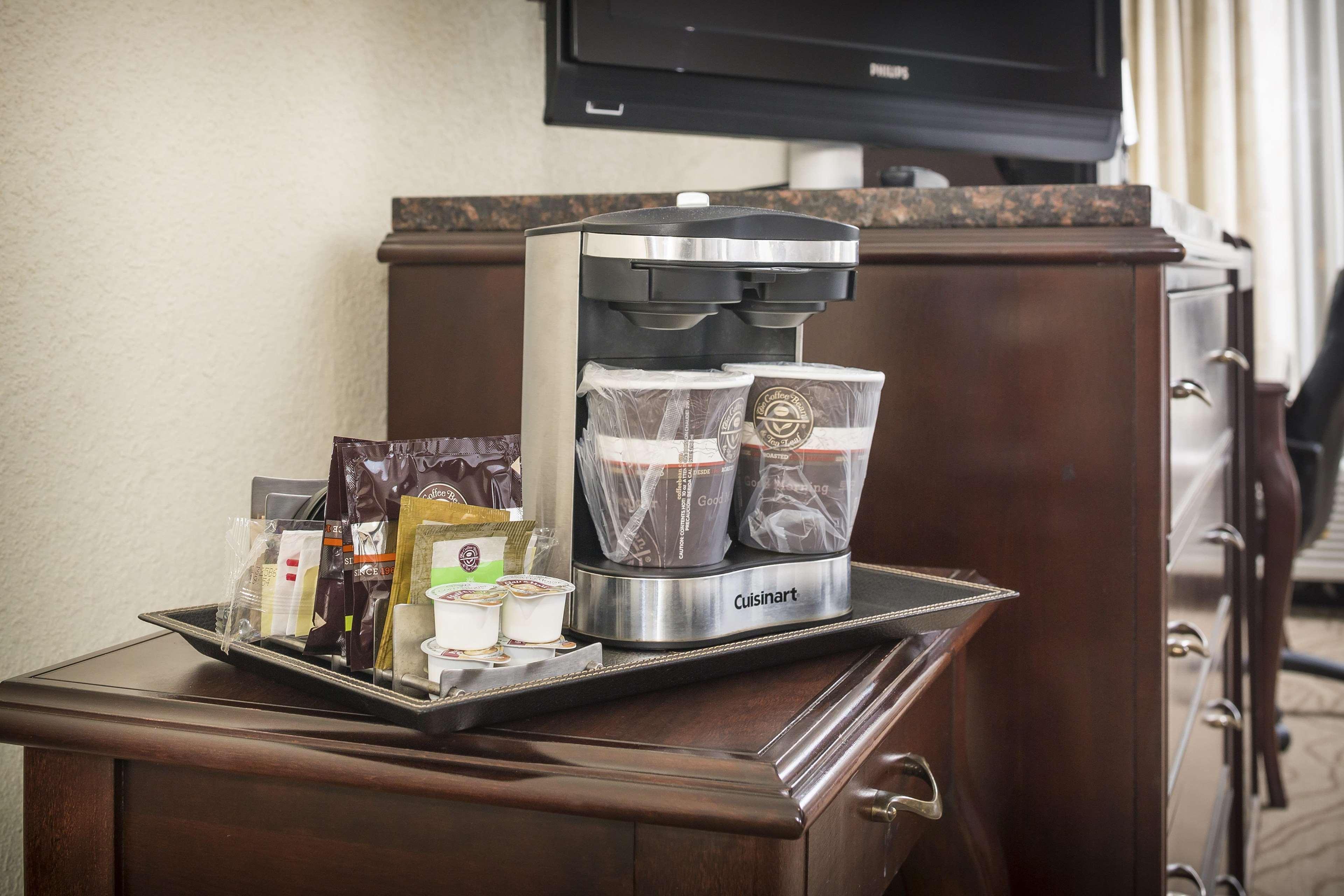 Envision Hotel & Conference Center Mansfield-Foxboro Extérieur photo