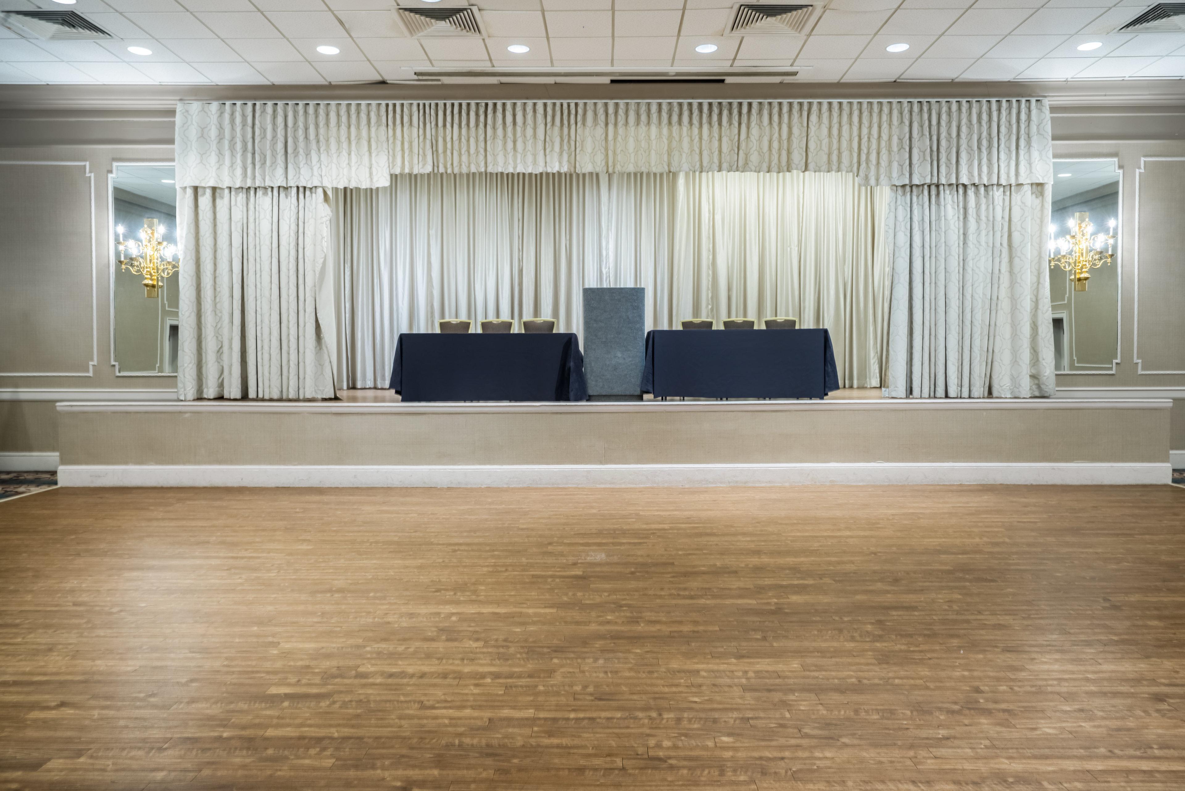 Envision Hotel & Conference Center Mansfield-Foxboro Extérieur photo