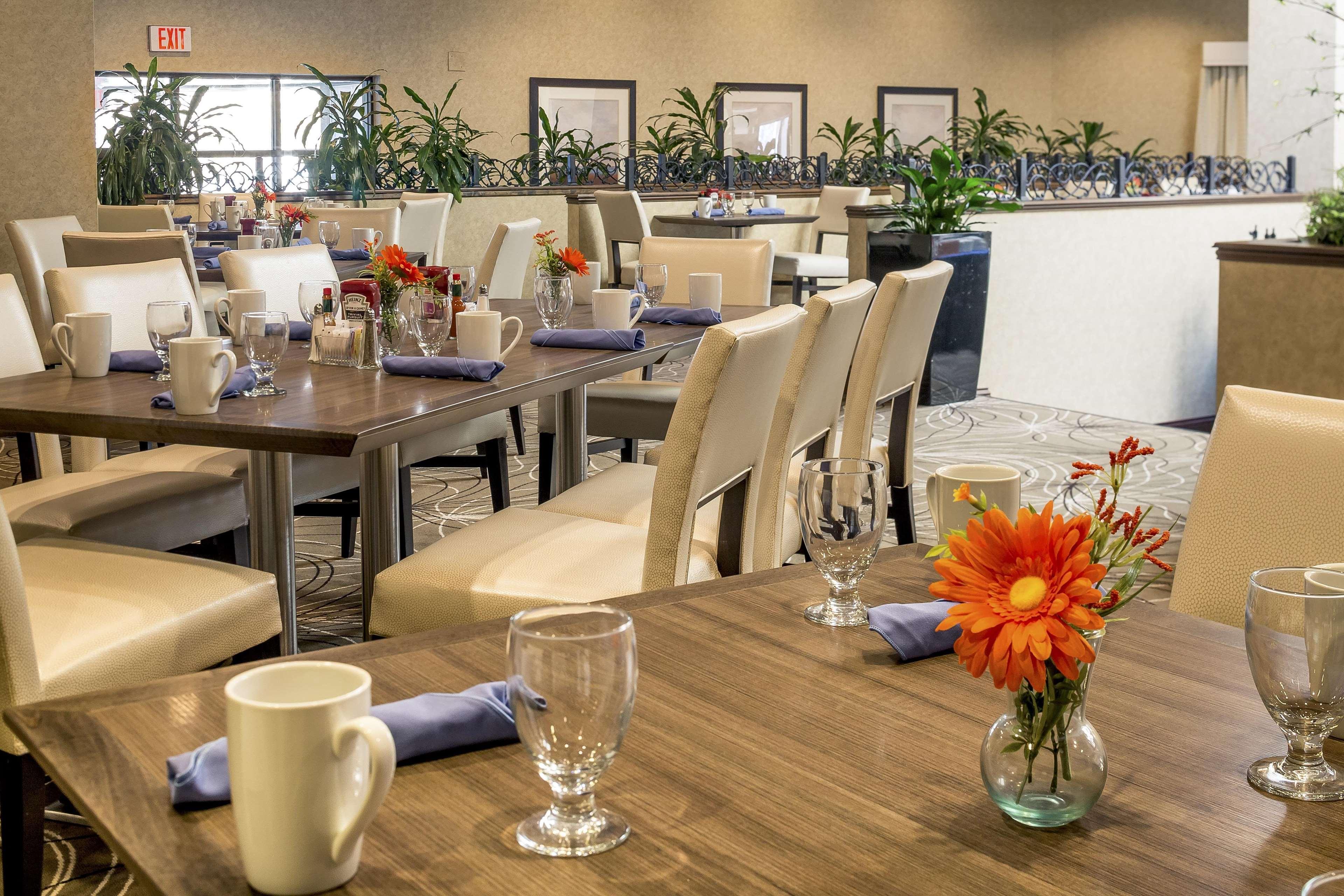 Envision Hotel & Conference Center Mansfield-Foxboro Extérieur photo