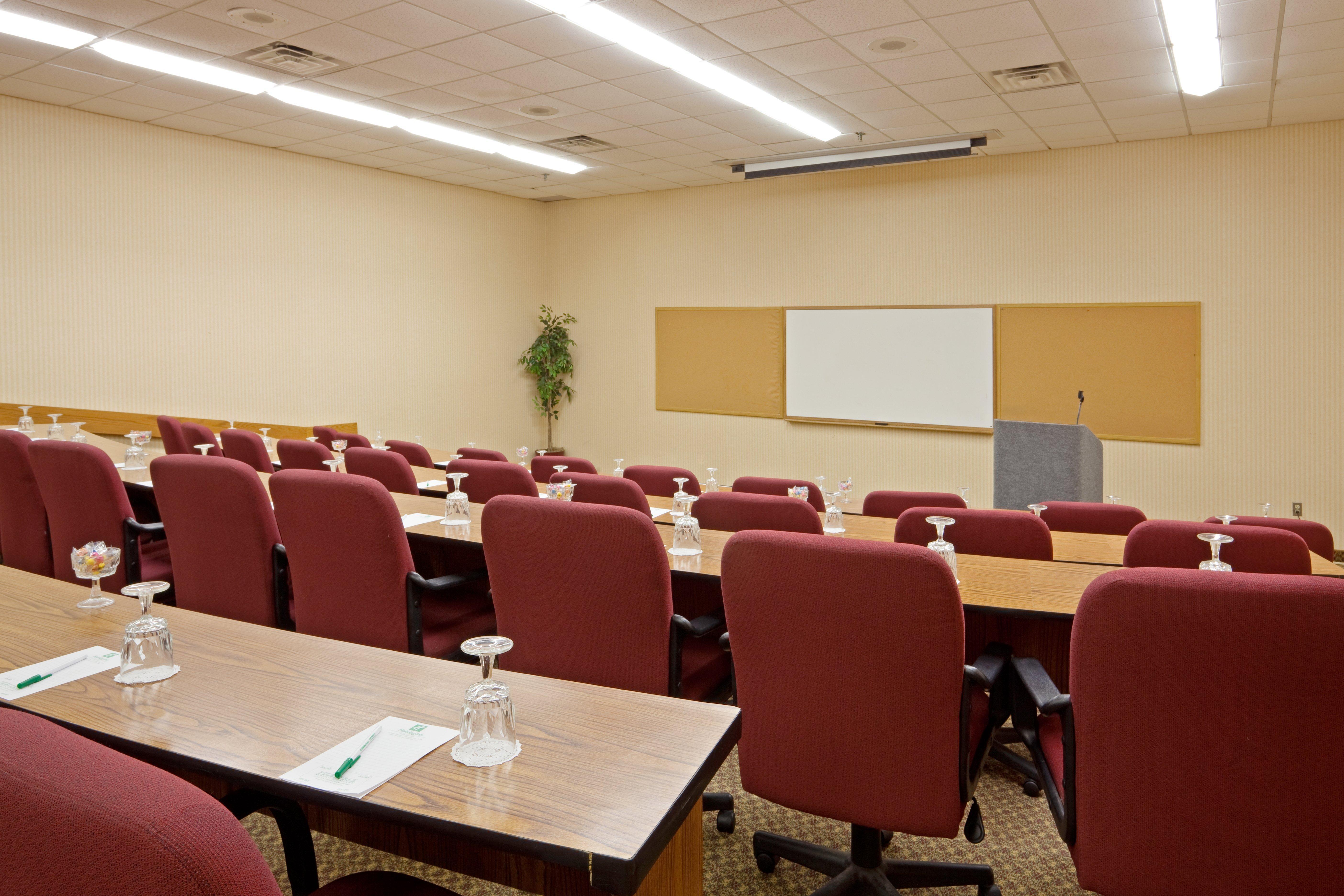 Envision Hotel & Conference Center Mansfield-Foxboro Extérieur photo